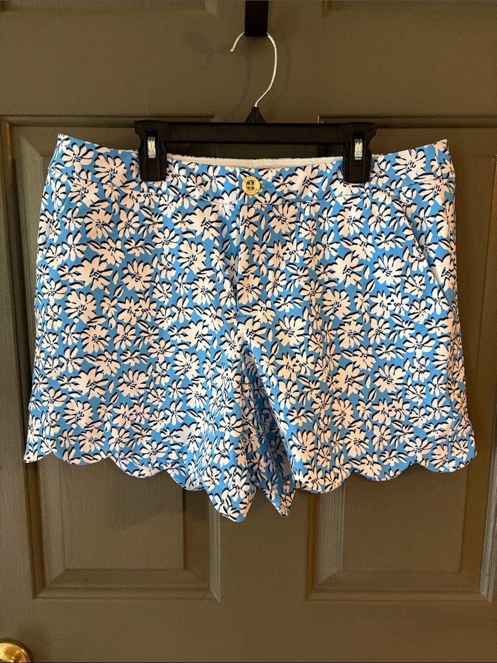 Lilly Pulitzer Buttercup Mid Rise Short